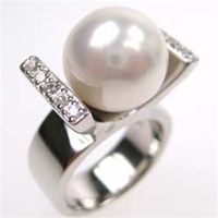 Silver Ring W/ Fresh Water Pearl and White CZ